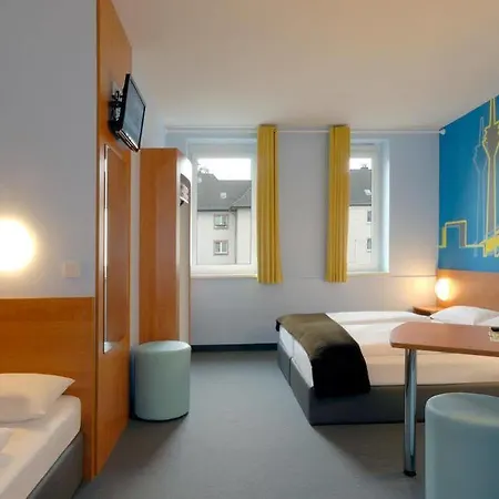 Duesseldorf-mitte Hotel 3*